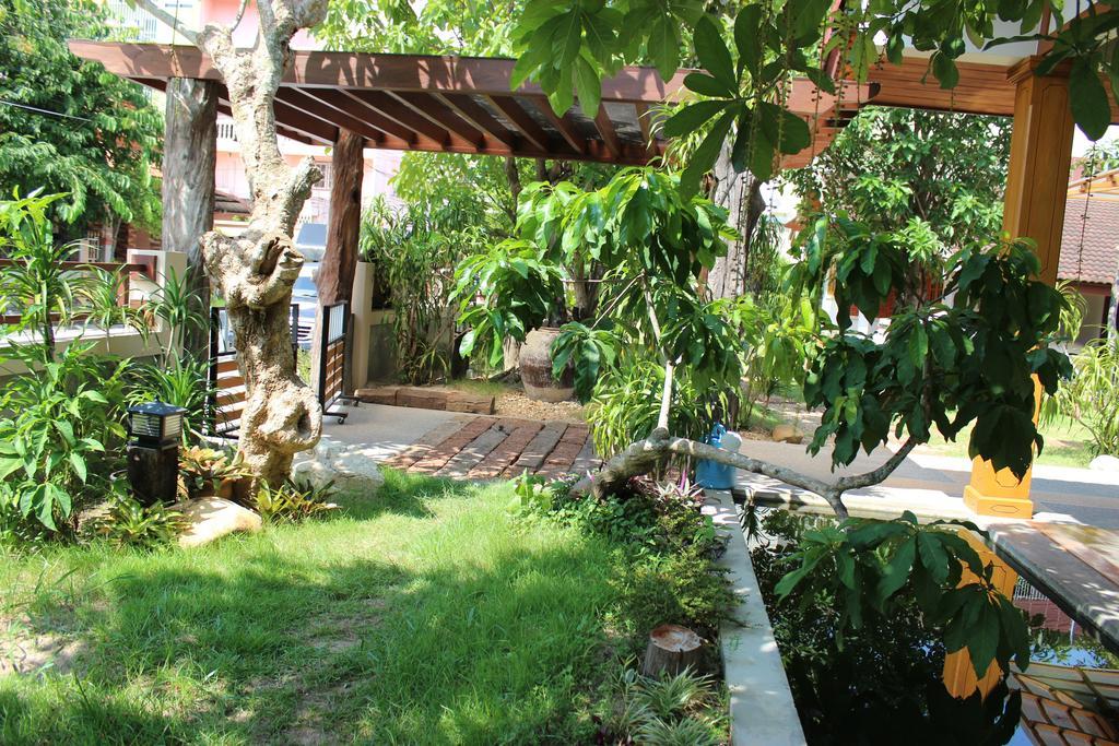 Tree Home Plus Nakhon Si Thammarat Exterior foto