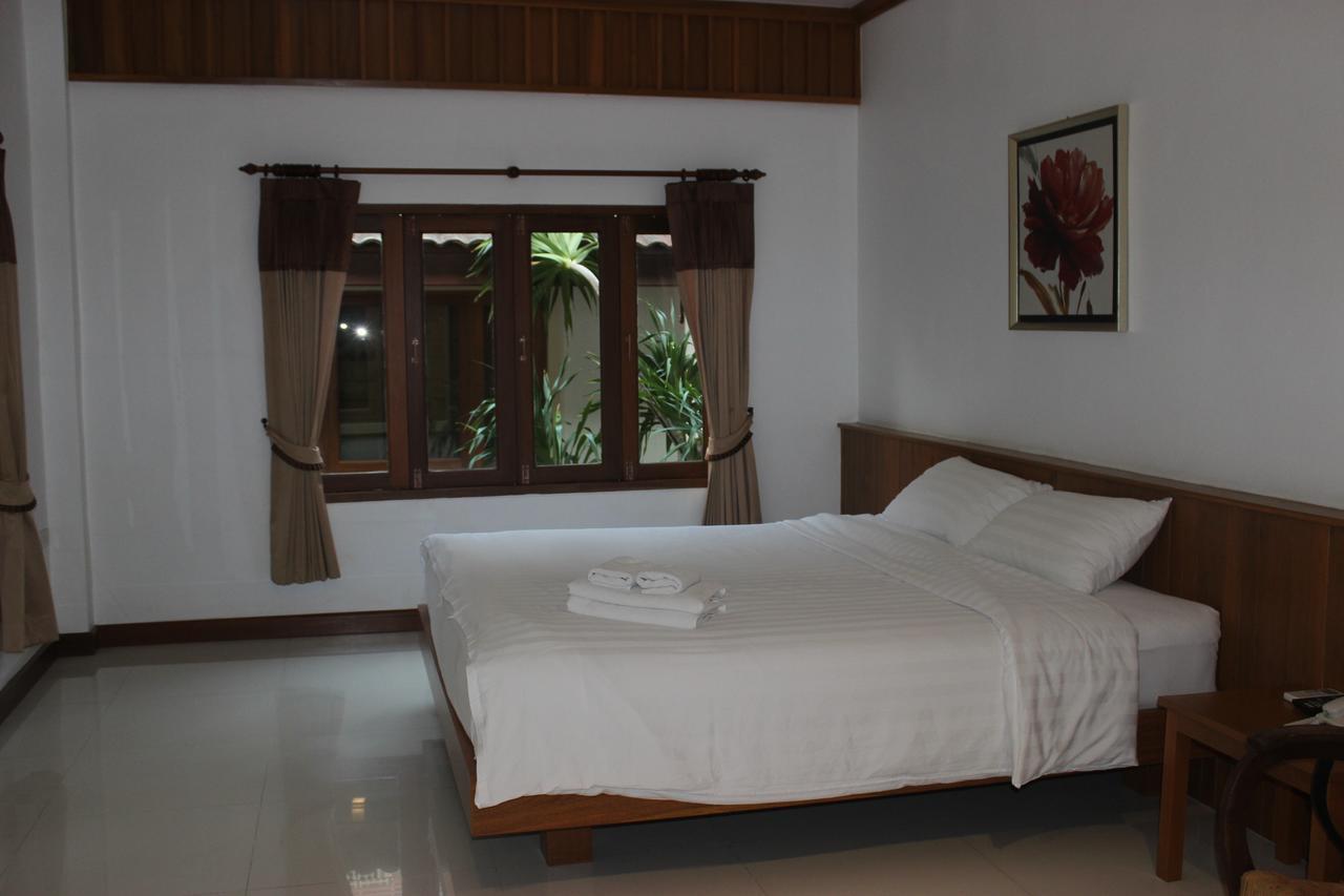 Tree Home Plus Nakhon Si Thammarat Exterior foto