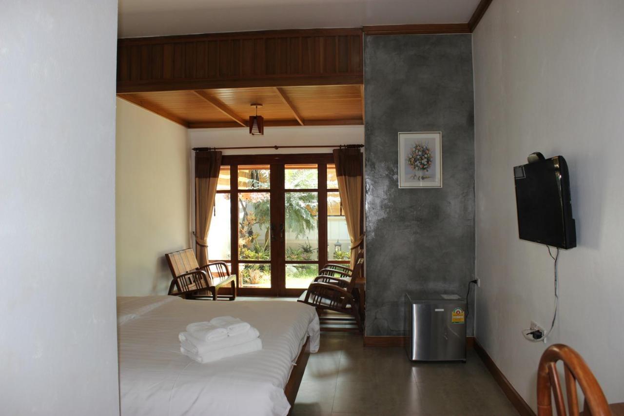 Tree Home Plus Nakhon Si Thammarat Exterior foto